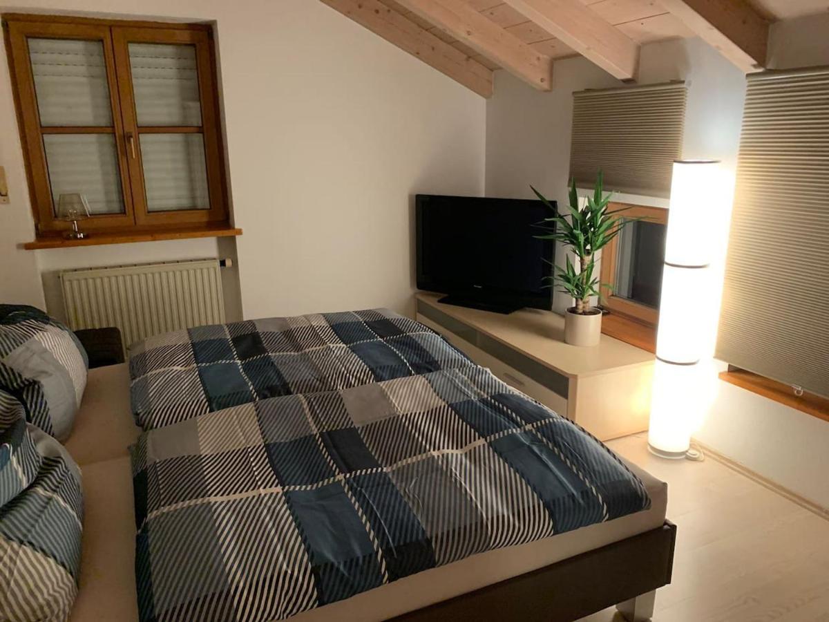 Alpenblick Nahe München mit Outdoor Whirlpool - 21 Min von München mit Zug Assling Exterior foto