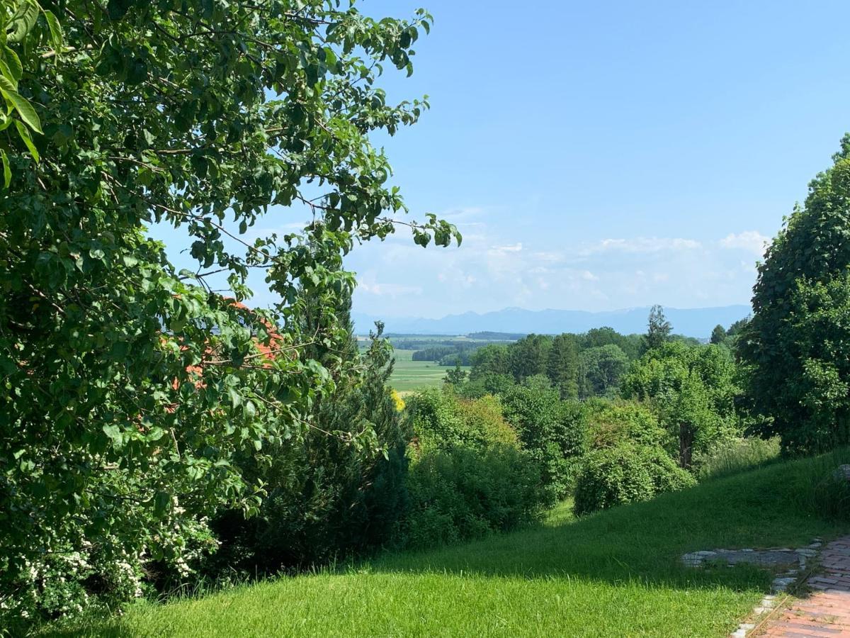 Alpenblick Nahe München mit Outdoor Whirlpool - 21 Min von München mit Zug Assling Exterior foto
