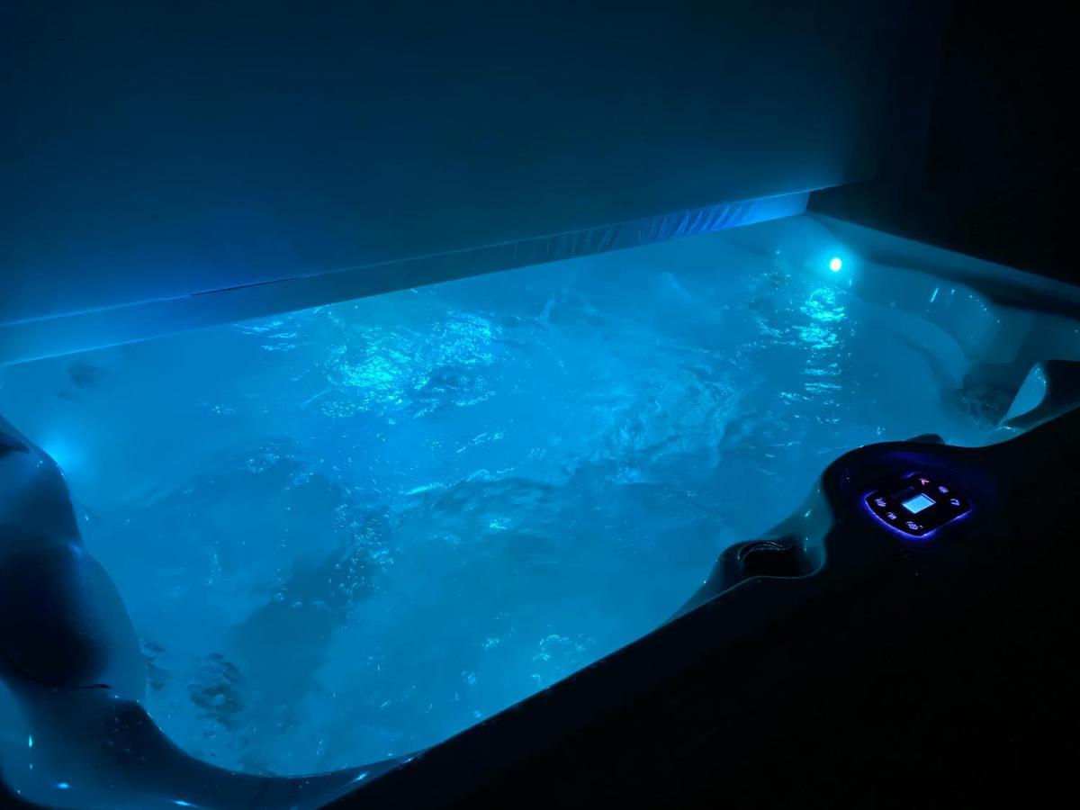 Alpenblick Nahe München mit Outdoor Whirlpool - 21 Min von München mit Zug Assling Exterior foto